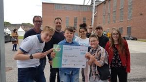 Image à la une de Ekio, la mini accompagnée par Impact Jeunes, remporte le prix “coup de coeur environnement” !